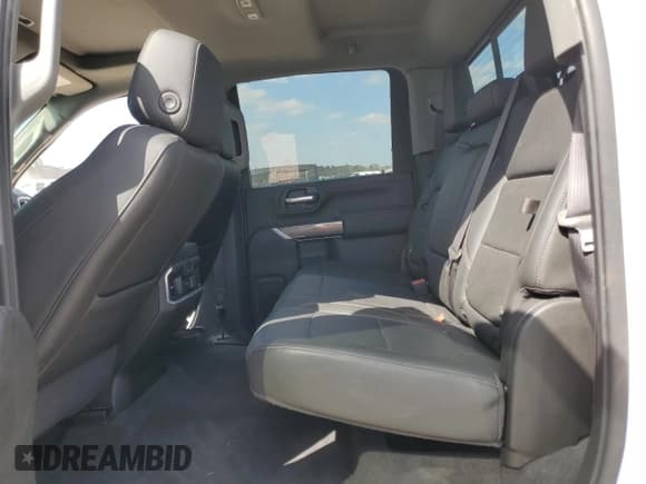 ✅ 2020 Chevrolet Silverado 2500HD LTZ • VIN: 1GC4YPEY5LF219250 • Лот: 45380835. Опубликован ранее на Copart с пробегом 83 871 миль. Бесплатный доступ к архиву аукционных продаж из США и подробный отчёт об истории автомобиля на DreamBid. Изображение 10.