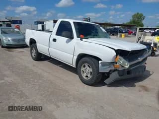 ✅ 2003 Chevrolet Silverado 1500 LS • VIN: 1GCEC14V23Z253197 • Lot: 43280642. Listed on IAAI with 172,668 mi. Free auction sales archive from the USA and detailed vehicle history report at DreamBid. Image 1.