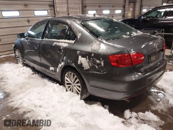✅ 2011 Volkswagen Jetta SEL • VIN: 3VWLX7AJ8BM343869 • Лот: 43809445. Опубликован ранее на IAAI с пробегом 153 180 миль. Бесплатный доступ к архиву аукционных продаж из США и подробный отчёт об истории автомобиля на DreamBid. Изображение 3.