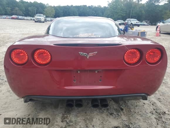2008 Chevrolet Corvette с VIN 1G1YY26W985118431, выставлен на аукционе Copart как лот 73733624 с пробегом 80 829 миль миль и Списание • Salvage title. История ставок и продаж доступна на DreamBid. Изображение 6.