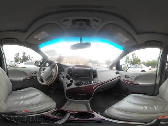 ✅ 2013 Toyota Sienna XLE AAS • VIN: 5TDYK3DC5DS386789 • Lot: 42164870. Listed on IAAI with 171,786 mi. Free auction sales archive from the USA and detailed vehicle history report at DreamBid. Image 18.