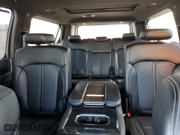 ✅ 2024 Jeep Grand Wagoneer • VIN: 1C4SJSEP6RS112360 • Lot: 90103735. Wystawiony na Copart z przebiegiem 33 758 mil. Bezpłatny archiwum sprzedaży aukcyjnych z USA i szczegółowy raport historii pojazdu na DreamBid. Zdjęcie 10.