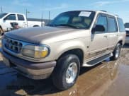 ✅ 1997 Ford Explorer XLT • VIN: 1FMDU32P3VZA18590 • Lot: 42694445. Listed on IAAI with 137,939 mi. Free auction sales archive from the USA and detailed vehicle history report at DreamBid. Image 2.