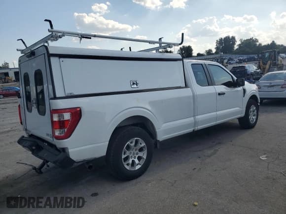 ✅ 2022 Ford F-150 XL • VIN: 1FTFX1C52NKE45841 • Лот: 80542475. Опубликован ранее на Copart с пробегом 60 980 миль. Бесплатный доступ к архиву аукционных продаж из США и подробный отчёт об истории автомобиля на DreamBid. Изображение 3.