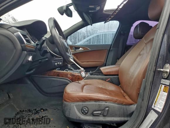 ✅ 2013 Audi A6 Premium Plus • VIN: WAUGFAFC0DN064923 • Lot: 94151455. Wystawiony na Copart z przebiegiem 132 197 mil. Bezpłatny archiwum sprzedaży aukcyjnych z USA i szczegółowy raport historii pojazdu na DreamBid. Zdjęcie 7.