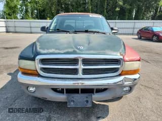 ✅ 2001 Dodge Dakota Sport • VIN: 1B7HL2AN61S284434 • Lot: 58711665. Wystawiony na Copart z przebiegiem 162 776 mil. Bezpłatny archiwum sprzedaży aukcyjnych z USA i szczegółowy raport historii pojazdu na DreamBid. Zdjęcie 5.