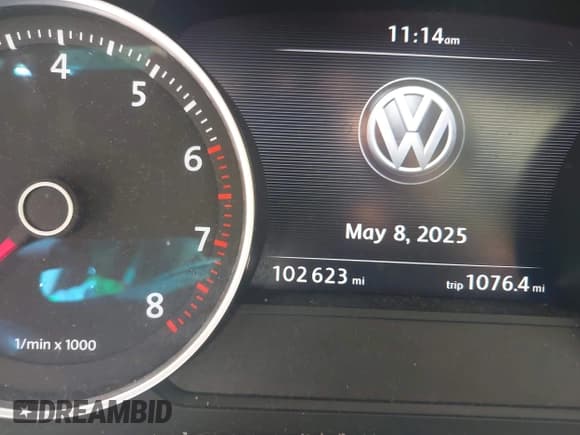 ✅ 2016 Volkswagen Touareg Lux • VIN: WVGEF9BP7GD011255 • Лот: 42225568. Опубликован ранее на IAAI с пробегом 102 623 миль. Бесплатный доступ к архиву аукционных продаж из США и подробный отчёт об истории автомобиля на DreamBid. Изображение 15.