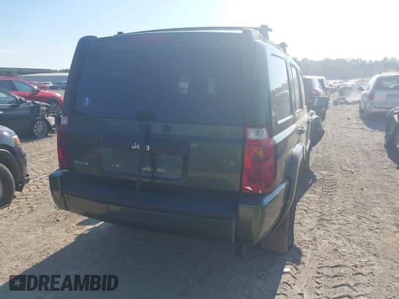 ✅ 2007 Jeep Commander Sport • VIN: 1J8HG48K47C567356 • Лот: 42791608. Опубликован ранее на IAAI с пробегом 159 517 миль. Бесплатный доступ к архиву аукционных продаж из США и подробный отчёт об истории автомобиля на DreamBid. Изображение 4.