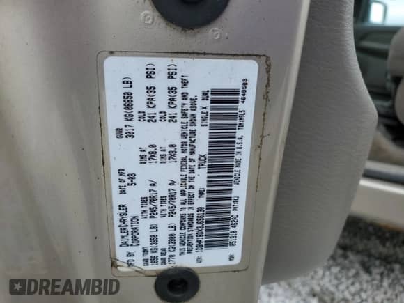 2003 Dodge 1500 SLT z VIN 1D3HA18DX3J656130, wystawiony jako Copart lot #52515735 z przebiegiem 198 821 mil mil oraz Szkoda całkowita • Salvage title. Historia ofert i sprzedaży dostępna na DreamBid. Obrazek 12.