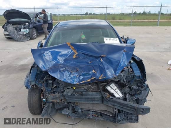 2014 Hyundai Elantra SE z VIN KMHDH4AE0EU163187, wystawiony jako IAAI lot #43472754 z przebiegiem Nie podano mil oraz . Historia ofert i sprzedaży dostępna na DreamBid. Obrazek 11.