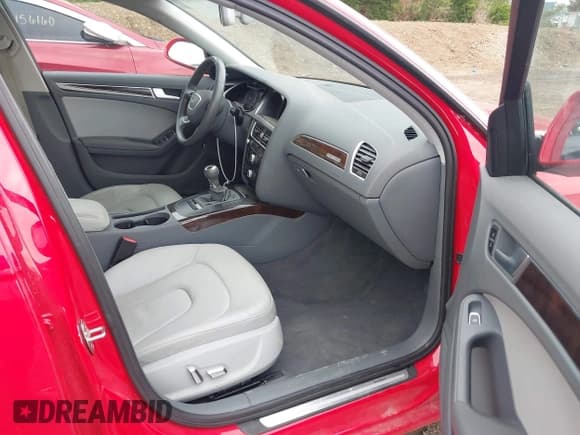 ✅ 2013 Audi A4 Premium • VIN: WAUDFAFL9DA195598 • Lot: 42161395. Listed on IAAI with 96,917 mi. Free auction sales archive from the USA and detailed vehicle history report at DreamBid. Image 5.