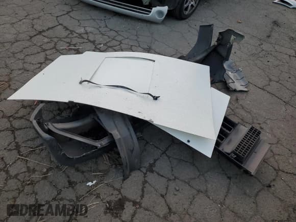 ✅ 2013 Ford Econoline Cargo Commercial • VIN: 1FTSS3EL8DDB02166 • Lot: 82120874. Wystawiony na Copart z przebiegiem 63 876 mil. Bezpłatny archiwum sprzedaży aukcyjnych z USA i szczegółowy raport historii pojazdu na DreamBid. Zdjęcie 13.