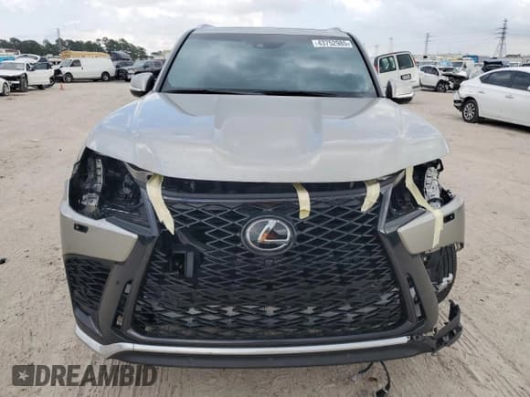 ✅ 2023 Lexus LX 600 F Sport • VIN: JTJMB7CX3P4036455 • Лот: 43752985. Опубликован ранее на Copart с пробегом 4 374 миль. Бесплатный доступ к архиву аукционных продаж из США и подробный отчёт об истории автомобиля на DreamBid. Изображение 5.