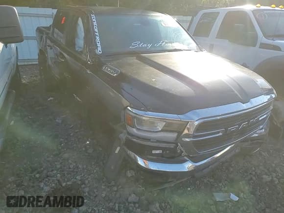 ✅ 2019 Ram 1500 Big Horn • VIN: 1C6SRFFT7KN654977 • Lot: 86825825. Wystawiony na Copart z przebiegiem 94 239 mil. Bezpłatny archiwum sprzedaży aukcyjnych z USA i szczegółowy raport historii pojazdu na DreamBid. Zdjęcie 13.