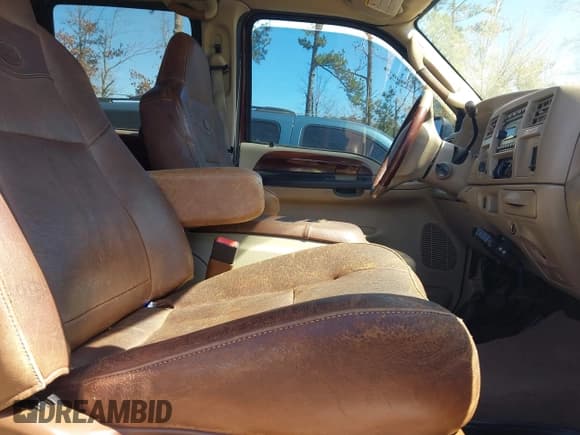 ✅ 2004 Ford F-250 XL • VIN: 1FTNW21P64ED13879 • Lot: 41820995. Listed on IAAI with 279,196 mi. Free auction sales archive from the USA and detailed vehicle history report at DreamBid. Image 5.