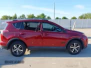 ✅ 2018 Toyota RAV4 XLE • VIN: 2T3WFREV7JW432633 • Лот: 43324064. Опубликован ранее на IAAI с пробегом 68 600 миль. Бесплатный доступ к архиву аукционных продаж из США и подробный отчёт об истории автомобиля на DreamBid. Изображение 13.
