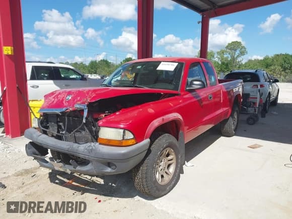 ✅ 2004 Dodge Dakota • VIN: 1D7HG12K74S727008 • Lot: 41690706. Wystawiony na IAAI z przebiegiem 72 924 mil. Bezpłatny archiwum sprzedaży aukcyjnych z USA i szczegółowy raport historii pojazdu na DreamBid. Zdjęcie 17.