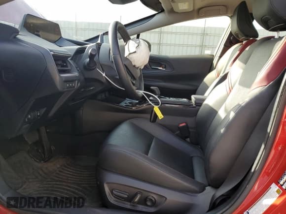 ✅ 2023 Toyota Prius XSE • VIN: JTDACACU8P3008453 • Lot: 85006505. Wystawiony na Copart z przebiegiem 43 026 mil. Bezpłatny archiwum sprzedaży aukcyjnych z USA i szczegółowy raport historii pojazdu na DreamBid. Zdjęcie 7.