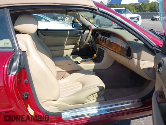 ✅ 2001 Jaguar XK • VIN: SAJDA42C81NA15478 • Lot: 43259300. Listed on IAAI with 68,109 mi. Free auction sales archive from the USA and detailed vehicle history report at DreamBid. Image 5.