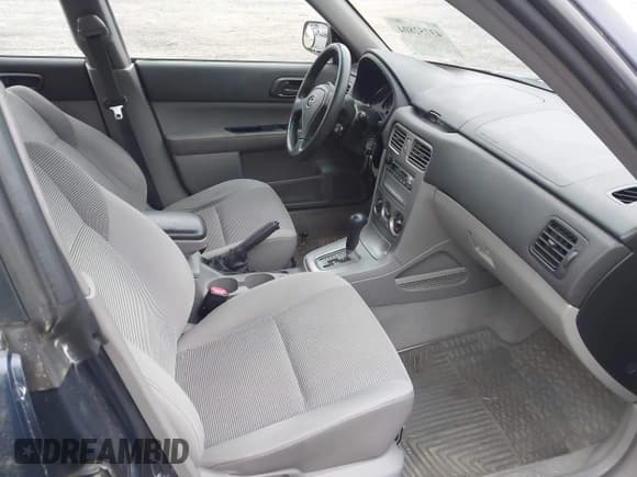 ✅ 2006 Subaru Forester X • VIN: JF1SG63616H740633 • Lot: 43752804. Listed on IAAI with 201,311 mi. Free auction sales archive from the USA and detailed vehicle history report at DreamBid. Image 5.
