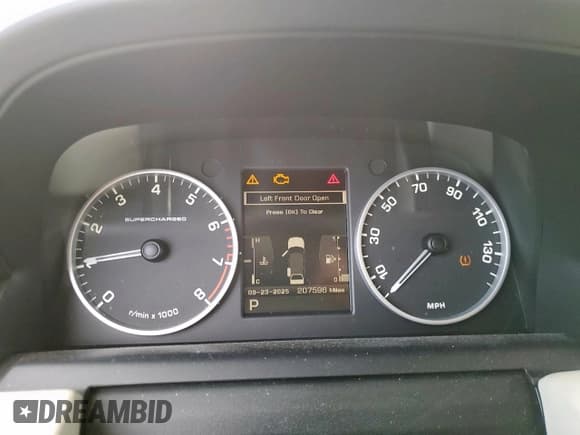 ✅ 2011 Land Rover Range Rover Sport SC • VIN: SALSH2E46BA705867 • Lot: 82161485. Listed on Copart with 207,596 mi. Free auction sales archive from the USA and detailed vehicle history report at DreamBid. Image 9.