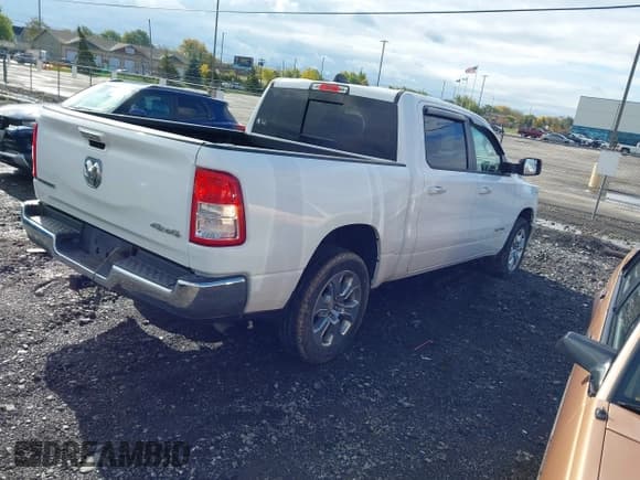 ✅ 2020 Ram 1500 Big Horn • VIN: 1C6RRFFG7LN335632 • Lot: 43485847. Wystawiony na IAAI z przebiegiem 98 047 mil. Bezpłatny archiwum sprzedaży aukcyjnych z USA i szczegółowy raport historii pojazdu na DreamBid. Zdjęcie 4.