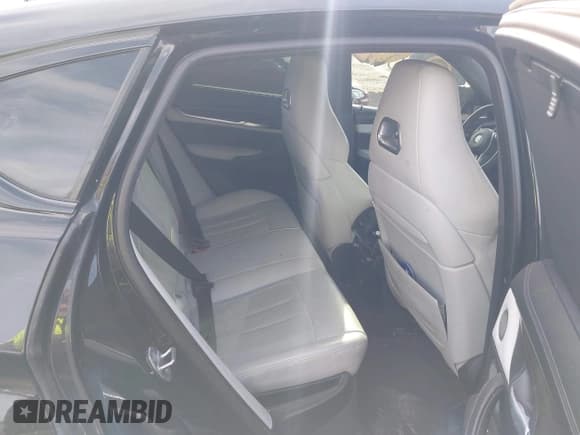 ✅ 2016 BMW X6 M • VIN: 5YMKW8C54G0R43846 • Лот: 40675637. Опубликован ранее на IAAI с пробегом 173 069 миль. Бесплатный доступ к архиву аукционных продаж из США и подробный отчёт об истории автомобиля на DreamBid. Изображение 8.