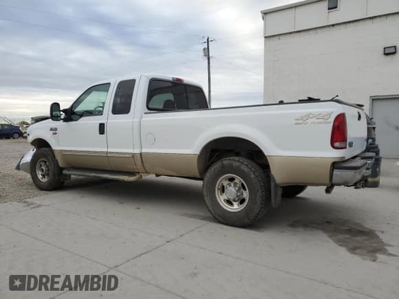 ✅ 2000 Ford F-250 XL • VIN: 1FTNX21S5YEE01782 • Lot: 91272785. Listed on Copart with 135,812 mi. Free auction sales archive from the USA and detailed vehicle history report at DreamBid. Image 2.