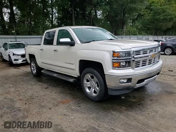 ✅ 2015 Chevrolet Silverado 1500 LTZ • VIN: 3GCUKSECXFG311126 • Lot: 84416175. Listed on Copart with 121,606 mi. Free auction sales archive from the USA and detailed vehicle history report at DreamBid. Image 13.