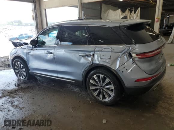 ✅ 2022 Lincoln Corsair Reserve • VIN: 5LMCJ2C90NUL02574 • Lot: 69358985. Wystawiony na Copart z przebiegiem 32 627 mil. Bezpłatny archiwum sprzedaży aukcyjnych z USA i szczegółowy raport historii pojazdu na DreamBid. Zdjęcie 2.