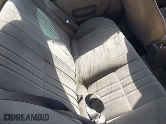 ✅ 1996 Toyota Corolla • VIN: 1NXBA02E8TZ493966 • Lot: 43775910. Listed on IAAI with 274,782 mi. Free auction sales archive from the USA and detailed vehicle history report at DreamBid. Image 8.