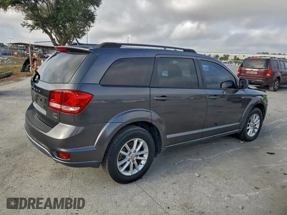 ✅ 2015 Dodge Journey SXT • VIN: 3C4PDCBG4FT564194 • Lot: 95937055. Wystawiony na Copart z przebiegiem 134 862 mil. Bezpłatny archiwum sprzedaży aukcyjnych z USA i szczegółowy raport historii pojazdu na DreamBid. Zdjęcie 3.
