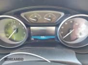 ✅ 2017 Buick Envision Essence • VIN: LRBFXDSA3HD015758 • Lot: 43114951. Wystawiony na IAAI z przebiegiem 91 330 mil. Bezpłatny archiwum sprzedaży aukcyjnych z USA i szczegółowy raport historii pojazdu na DreamBid. Zdjęcie 7.