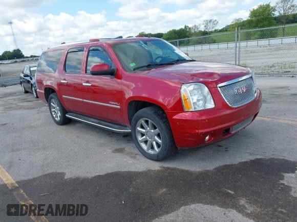✅ 2014 GMC Yukon XL Denali • VIN: 1GKS2MEFXER106812 • Лот: 42924430. Опубликован ранее на IAAI с пробегом 191 979 миль. Бесплатный доступ к архиву аукционных продаж из США и подробный отчёт об истории автомобиля на DreamBid. Изображение 1.