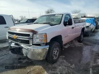 ✅ 2014 Chevrolet Silverado 2500HD Work Truck • VIN: 1GC0CVCG9EF164509 • Lot: 41623485. Wystawiony na Copart z przebiegiem 212 800 mil. Bezpłatny archiwum sprzedaży aukcyjnych z USA i szczegółowy raport historii pojazdu na DreamBid. Zdjęcie 1.