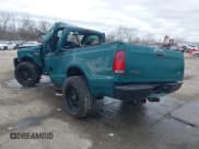 ✅ 2005 Ford F-250 XL • VIN: 1FTSF20P75EC43265 • Lot: 41496196. Wystawiony na IAAI z przebiegiem Nie podano. Bezpłatny archiwum sprzedaży aukcyjnych z USA i szczegółowy raport historii pojazdu na DreamBid. Zdjęcie 3.