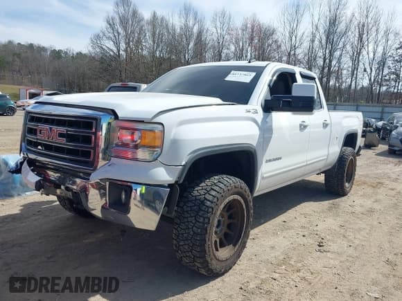 ✅ 2014 GMC Sierra 1500 SLE • VIN: 1GTV2UEH3EZ159829 • Lot: 41737865. Listed on IAAI with 149,656 mi. Free auction sales archive from the USA and detailed vehicle history report at DreamBid. Image 2.