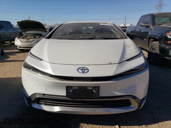✅ 2023 Toyota Prius SE • VIN: JTDACACU0P3001058 • Lot: 75518843. Listed on Copart with 5,898 mi. Free auction sales archive from the USA and detailed vehicle history report at DreamBid. Image 5.