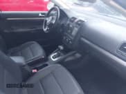 ✅ 2010 Volkswagen Jetta Limited Edition • VIN: 3VWRX7AJ4AM129874 • Lot: 42539737. Listed on IAAI with 197,259 mi. Free auction sales archive from the USA and detailed vehicle history report at DreamBid. Image 5.