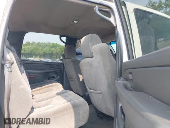 ✅ 2006 Chevrolet Silverado 2500HD LT3 • VIN: 1GCHK23D06F160988 • Лот: 42415980. Опубликован ранее на IAAI с пробегом 306 451 миль. Бесплатный доступ к архиву аукционных продаж из США и подробный отчёт об истории автомобиля на DreamBid. Изображение 8.