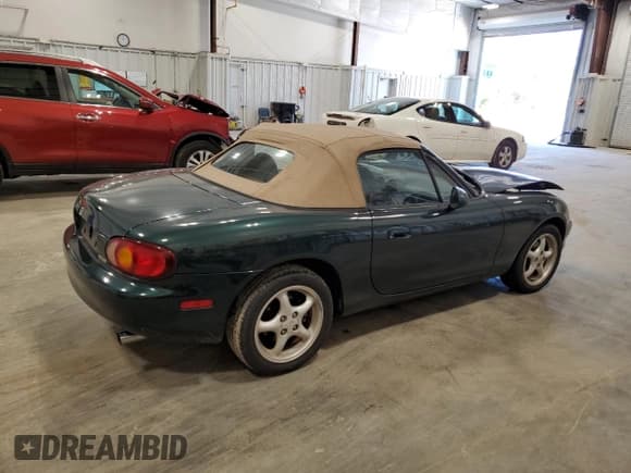 ✅ 1999 Mazda MX-5 Miata • VIN: JM1NB3536X0133036 • Lot: 76238434. Wystawiony na Copart z przebiegiem 85 046 mil. Bezpłatny archiwum sprzedaży aukcyjnych z USA i szczegółowy raport historii pojazdu na DreamBid. Zdjęcie 3.