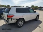 ✅ 2013 Toyota Highlander SE • VIN: 5TDZK3EH7DS129289 • Лот: 81908915. Опубликован ранее на Copart с пробегом 195 799 миль. Бесплатный доступ к архиву аукционных продаж из США и подробный отчёт об истории автомобиля на DreamBid. Изображение 3.