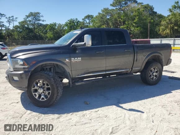 ✅ 2018 Ram 2500 Limited • VIN: 3C6UR5GL8JG334320 • Lot: 49382695. Listed on Copart with 191,911 mi. Free auction sales archive from the USA and detailed vehicle history report at DreamBid. Image 1.