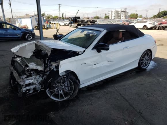 ✅ 2017 Mercedes-Benz C 43 AMG • VIN: WDDWK6EB8HF519622 • Лот: 62942715. Опубликован ранее на Copart с пробегом 30 007 миль. Бесплатный доступ к архиву аукционных продаж из США и подробный отчёт об истории автомобиля на DreamBid. Изображение 1.