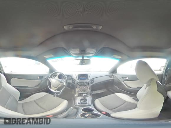 ✅ 2014 Hyundai Genesis Coupe R-Spec • VIN: KMHHT6KD1EU119779 • Lot: 46174445. Wystawiony na Copart z przebiegiem 98 236 mil. Bezpłatny archiwum sprzedaży aukcyjnych z USA i szczegółowy raport historii pojazdu na DreamBid. Zdjęcie 12.