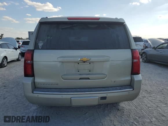 ✅ 2016 Chevrolet Suburban LTZ • VIN: 1GNSCJKCXGR406572 • Lot: 77998714. Wystawiony na Copart z przebiegiem 141 341 mil. Bezpłatny archiwum sprzedaży aukcyjnych z USA i szczegółowy raport historii pojazdu na DreamBid. Zdjęcie 6.