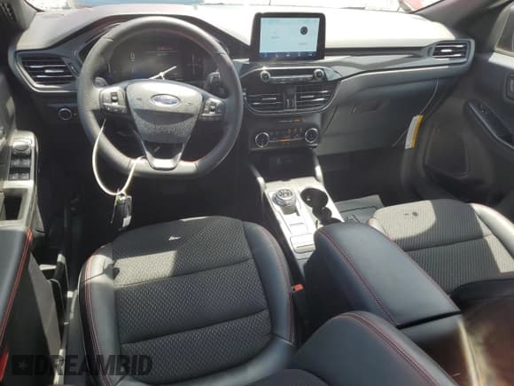 ✅ 2025 Ford Escape ST-Line • VIN: 1FMCU0MN3SUA55363 • Лот: 71039045. Опубликован ранее на Copart с пробегом 2 465 миль. Бесплатный доступ к архиву аукционных продаж из США и подробный отчёт об истории автомобиля на DreamBid. Изображение 8.