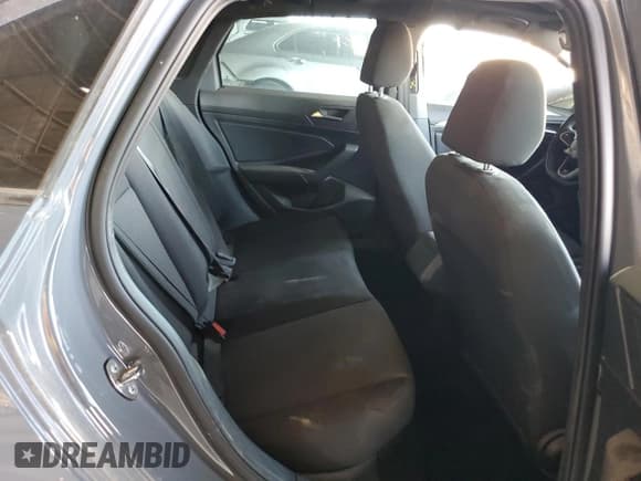 ✅ 2022 Volkswagen Jetta Autobahn • VIN: 3VW2T7BU2NM009227 • Lot: 62020935. Listed on Copart with 20,606 mi. Free auction sales archive from the USA and detailed vehicle history report at DreamBid. Image 10.