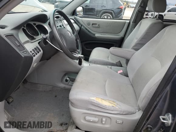 ✅ 2005 Toyota Highlander • VIN: JTEEP21A050132733 • Лот: 91441505. Опубликован ранее на Copart с пробегом 135 040 миль. Бесплатный доступ к архиву аукционных продаж из США и подробный отчёт об истории автомобиля на DreamBid. Изображение 7.