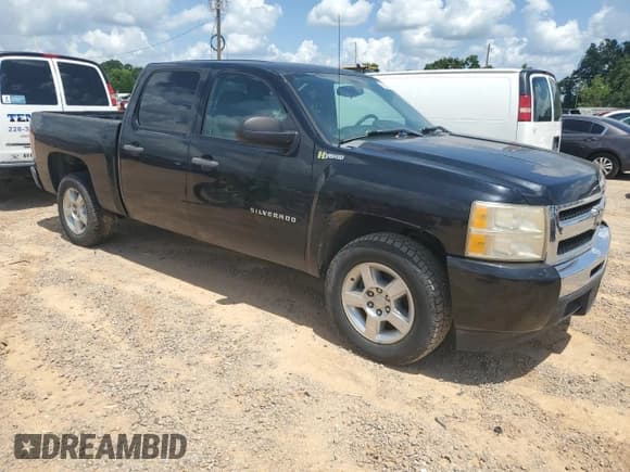 ✅ 2011 Chevrolet Silverado 1500 1HY • VIN: 3GCUCUEJ4BG119556 • Lot: 63927485. Listed on Copart with 104,904 mi. Free auction sales archive from the USA and detailed vehicle history report at DreamBid. Image 4.